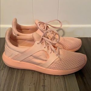 Jessica Simpson Shoes - Jessica Simpson sneakers Jessica Simpson Shoes - Jessica Simpson sneakers